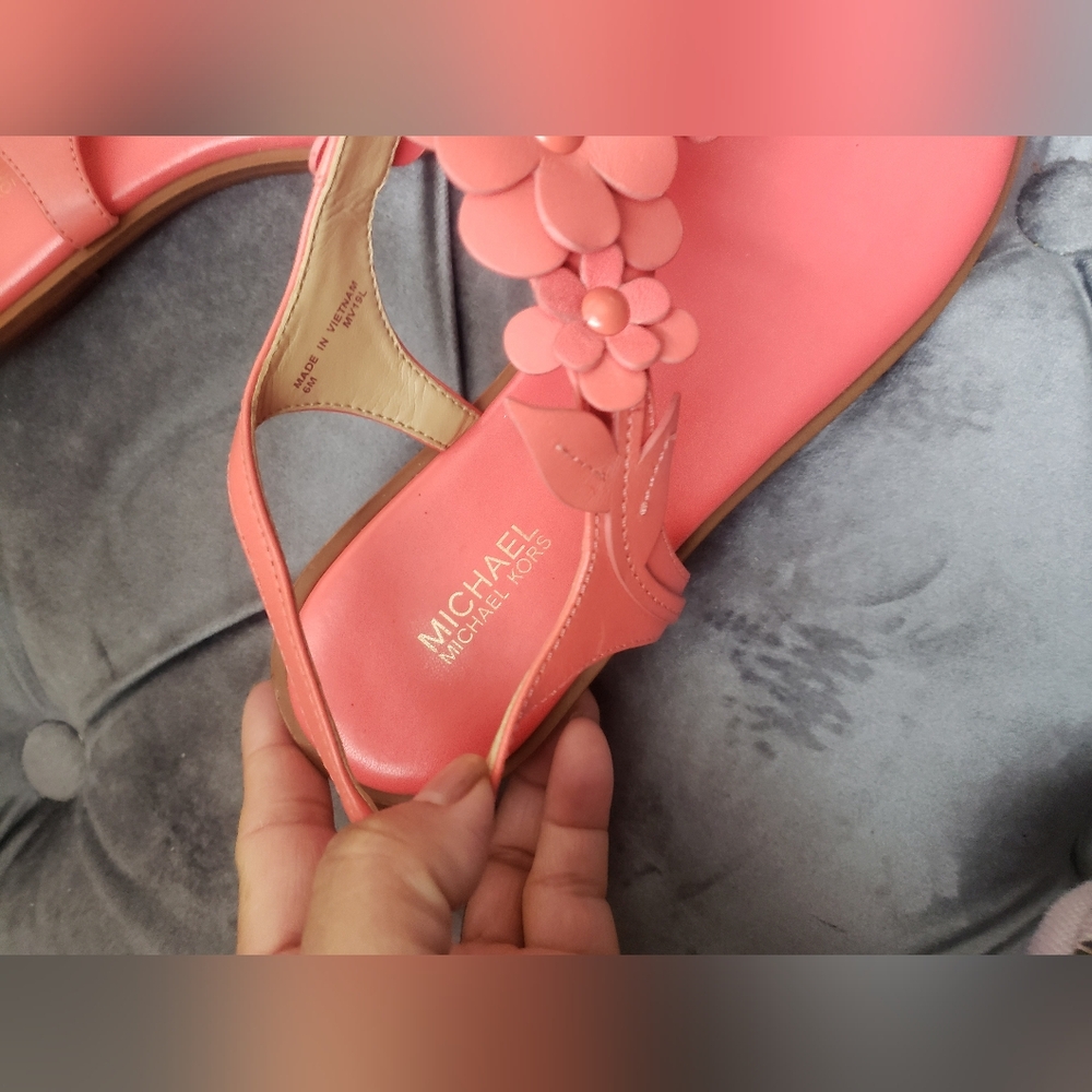 Michael Kors Floral Coral Sandals - Picture 6 of 9